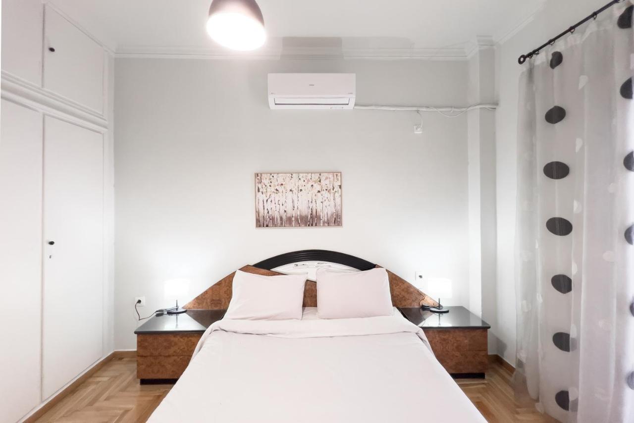 Cozy Cityscape Apartment In Athena Bagian luar foto