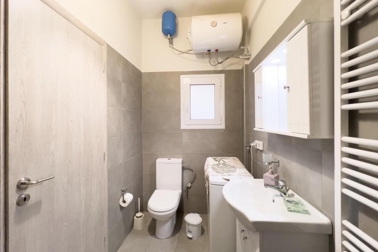 Cozy Cityscape Apartment In Athena Bagian luar foto