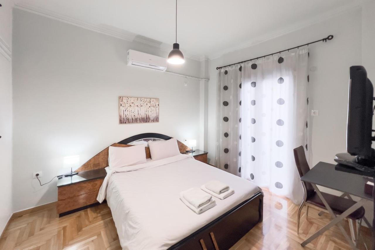 Cozy Cityscape Apartment In Athena Bagian luar foto